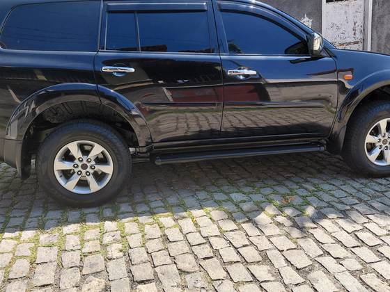MITSUBISHI PAJERO DAKAR 3.2 HPE 4X4 7 LUGARES 16V TURBO INTERCOOLER DIESEL 4P AUTOMÁTICO